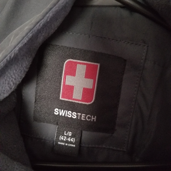 Swiss tech winter coat - Picture 3 of 3